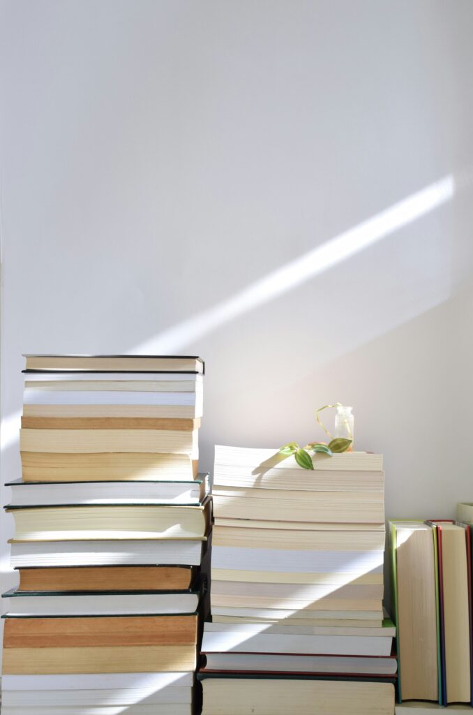 Unsplash – Books